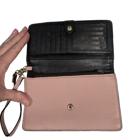 Victoria's Secret Pink Quilted Wallet - Picture 2 of 10